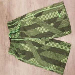 NIKE youth Dri-Fit basketball shorts size Small